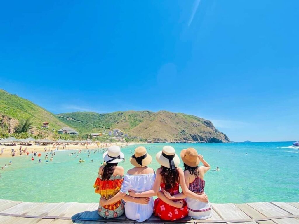 Kỳ Co – Thiên đường biển xanh Quy Nhơn: Hướng dẫn A–Z